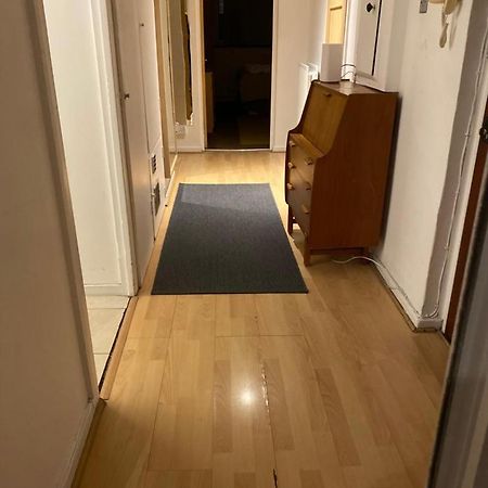 Aldgate Flats Apartment London Bagian luar foto