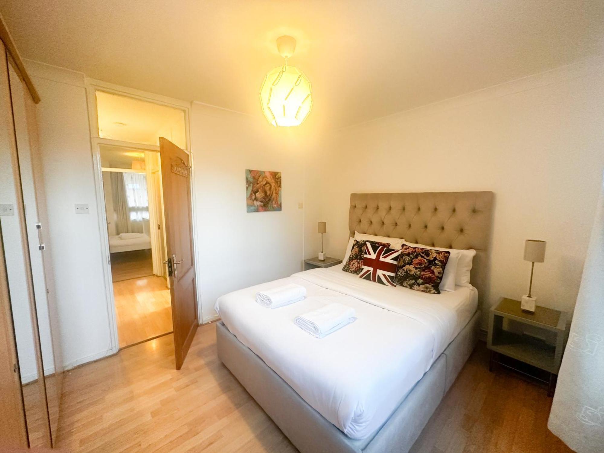 Aldgate Flats Apartment London Bagian luar foto